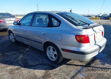 2003 Hyundai Elantra Gt z USA, uszkodzony, nr VIN KMHDN55D23U085170